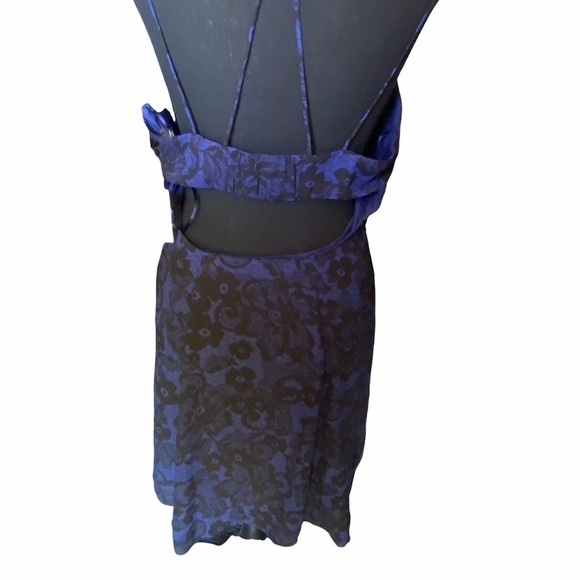 NWT Cute Express Mini Dress. Size 12. - Picture 2 of 12